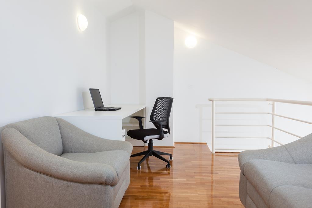 New Gallery Apartment With Beautiful View Baška Voda Екстериор снимка
