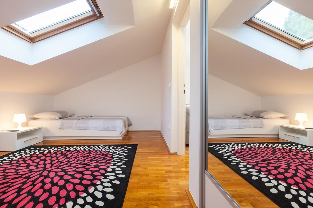 New Gallery Apartment With Beautiful View Baška Voda Екстериор снимка