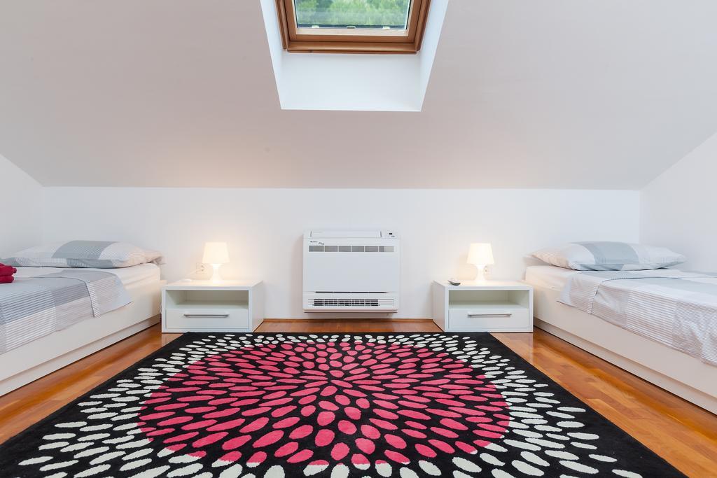 New Gallery Apartment With Beautiful View Baška Voda Екстериор снимка
